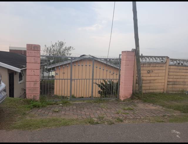 2 BEDROOM HOUSE FOR SALE IN UMLAZI W